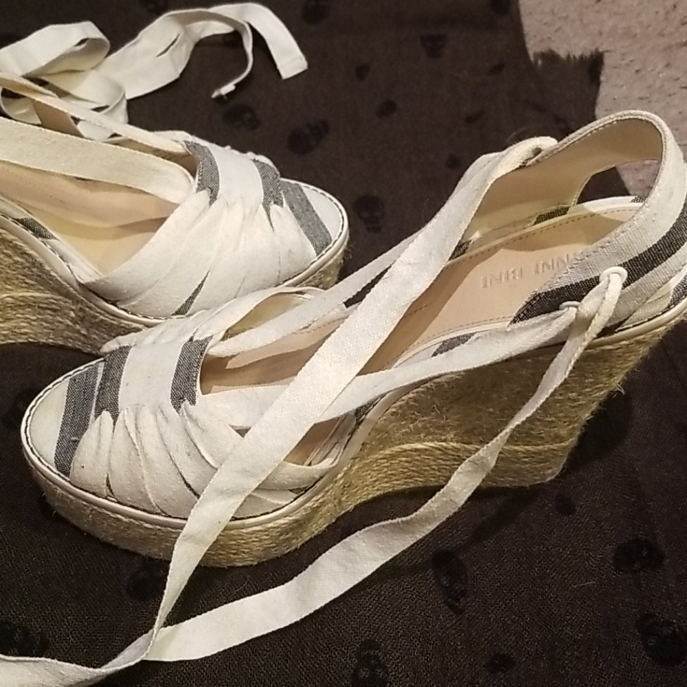 Wedge sandles